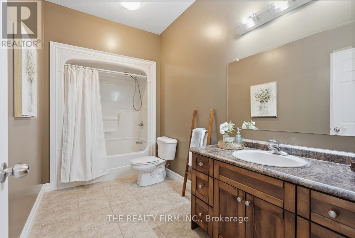 813 Leacock Way, London North, Ontario  N6G 5N5 - Photo 37 - X13453138