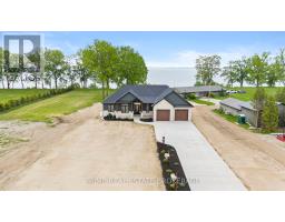 25 BLACK WALNUT DRIVE, Norfolk, Ontario