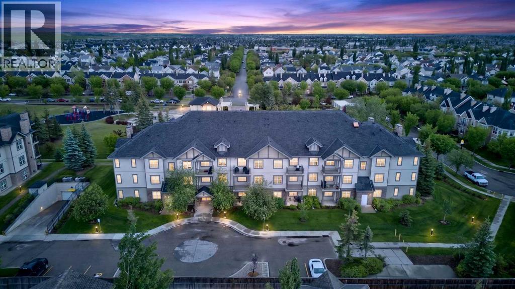 305, 37 Prestwick Drive SE, Calgary, Alberta