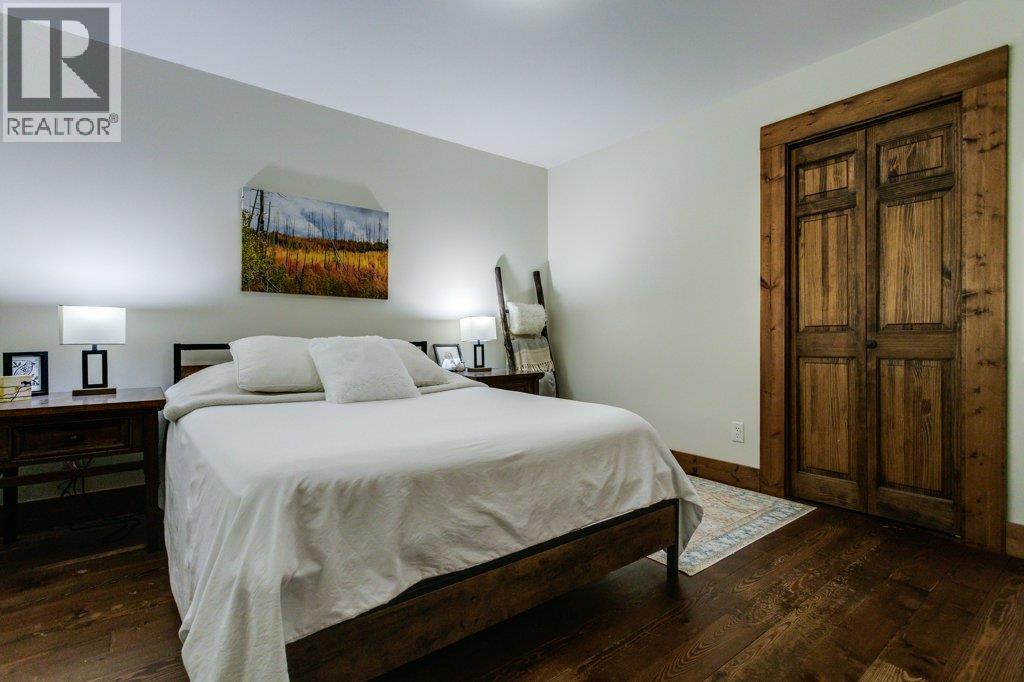 370 Philpott Road, Kelowna, British Columbia  V1P 1J6 - Photo 77 - 10391297