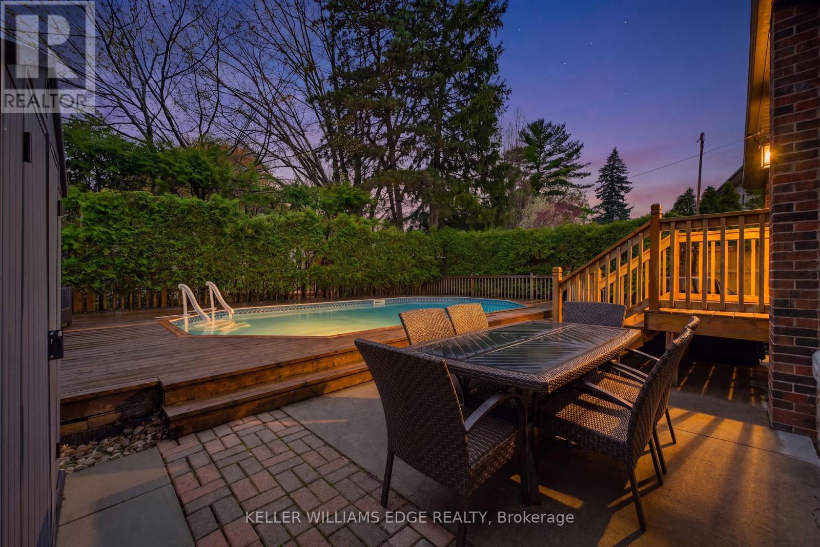 586 Woodland Avenue, Burlington, Ontario  L7R 2S5 - Photo 35 - W13452978