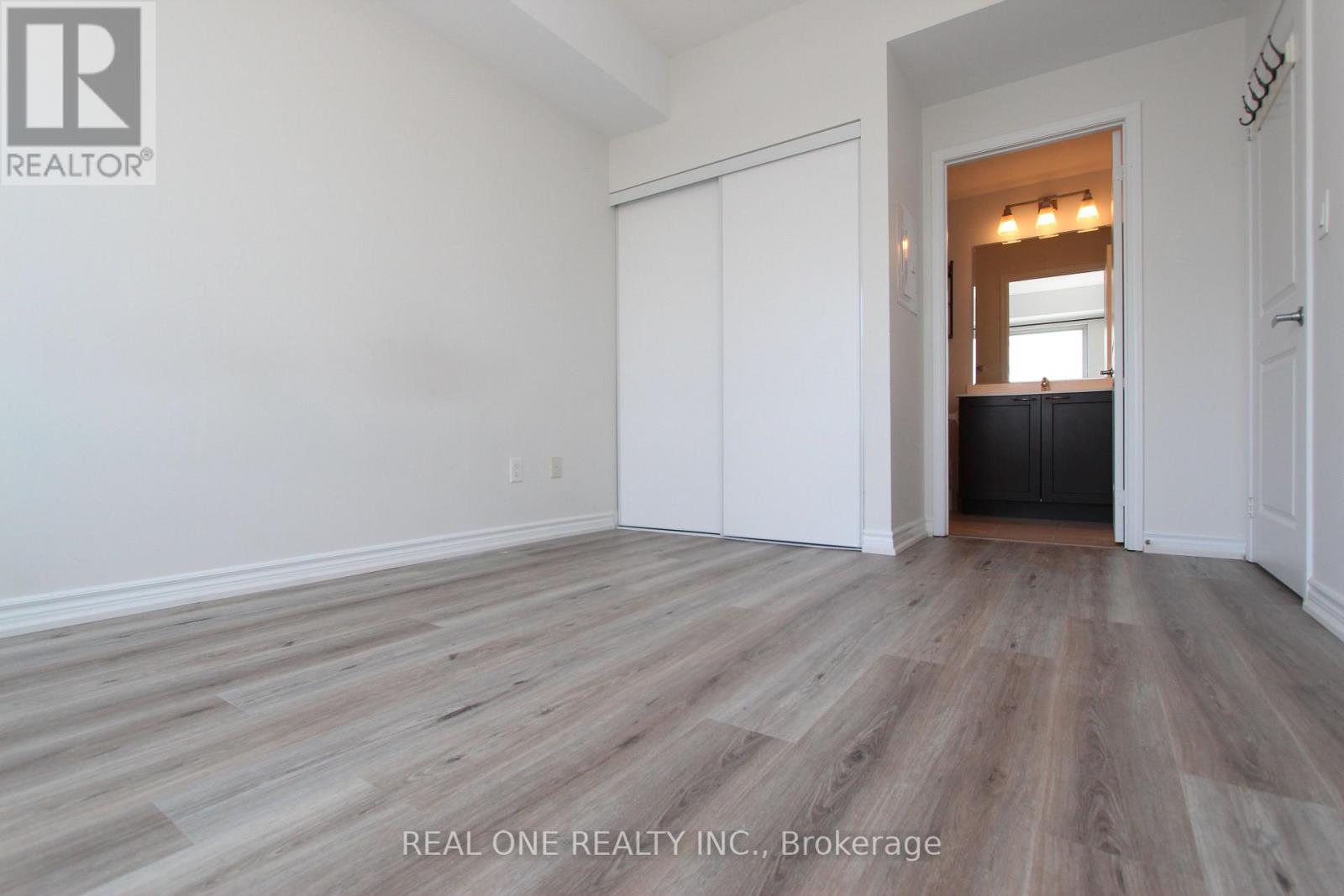 1804 - 385 Prince Of Wales Drive, Mississauga, Ontario  L5B 0C6 - Photo 6 - W13453002