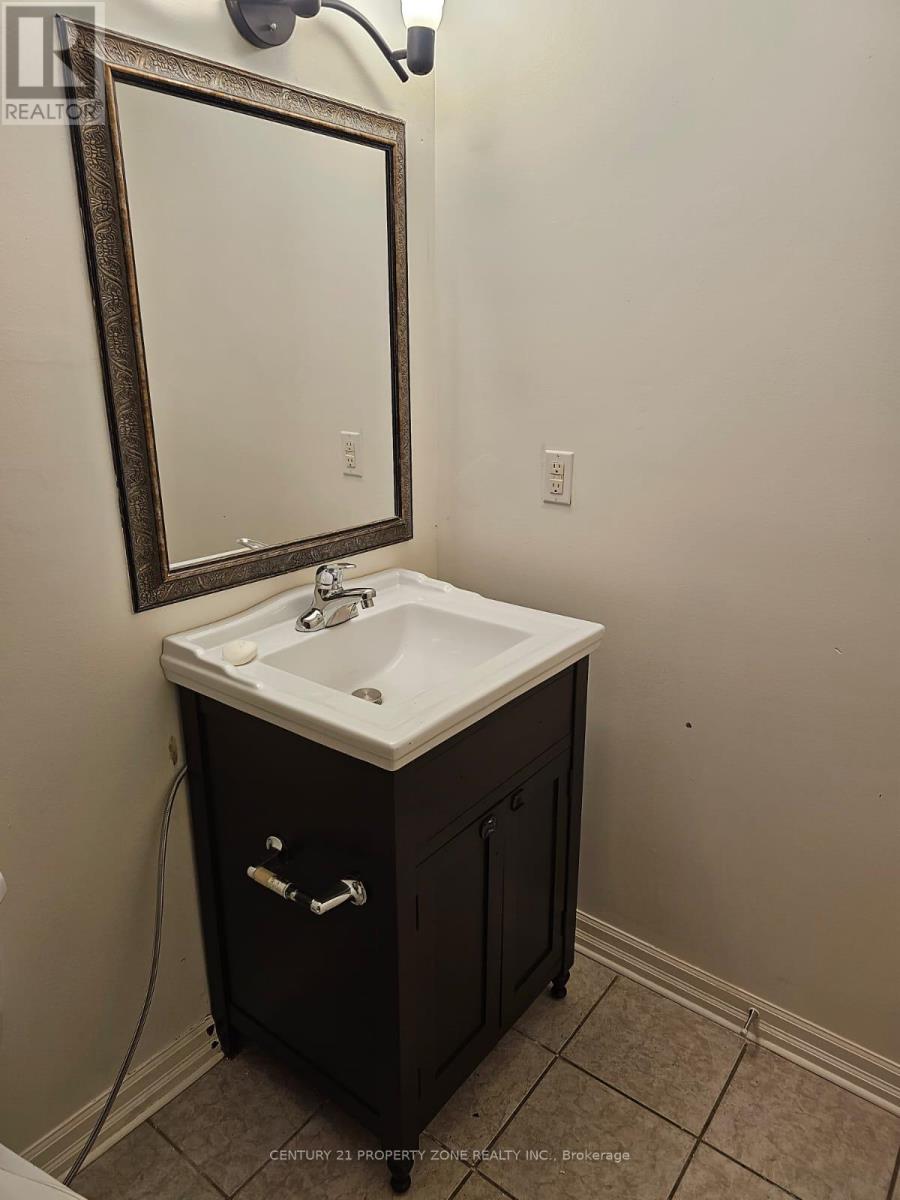 11 Chalkfarm Crescent, Brampton, Ontario  L7A 3V8 - Photo 13 - W13453058