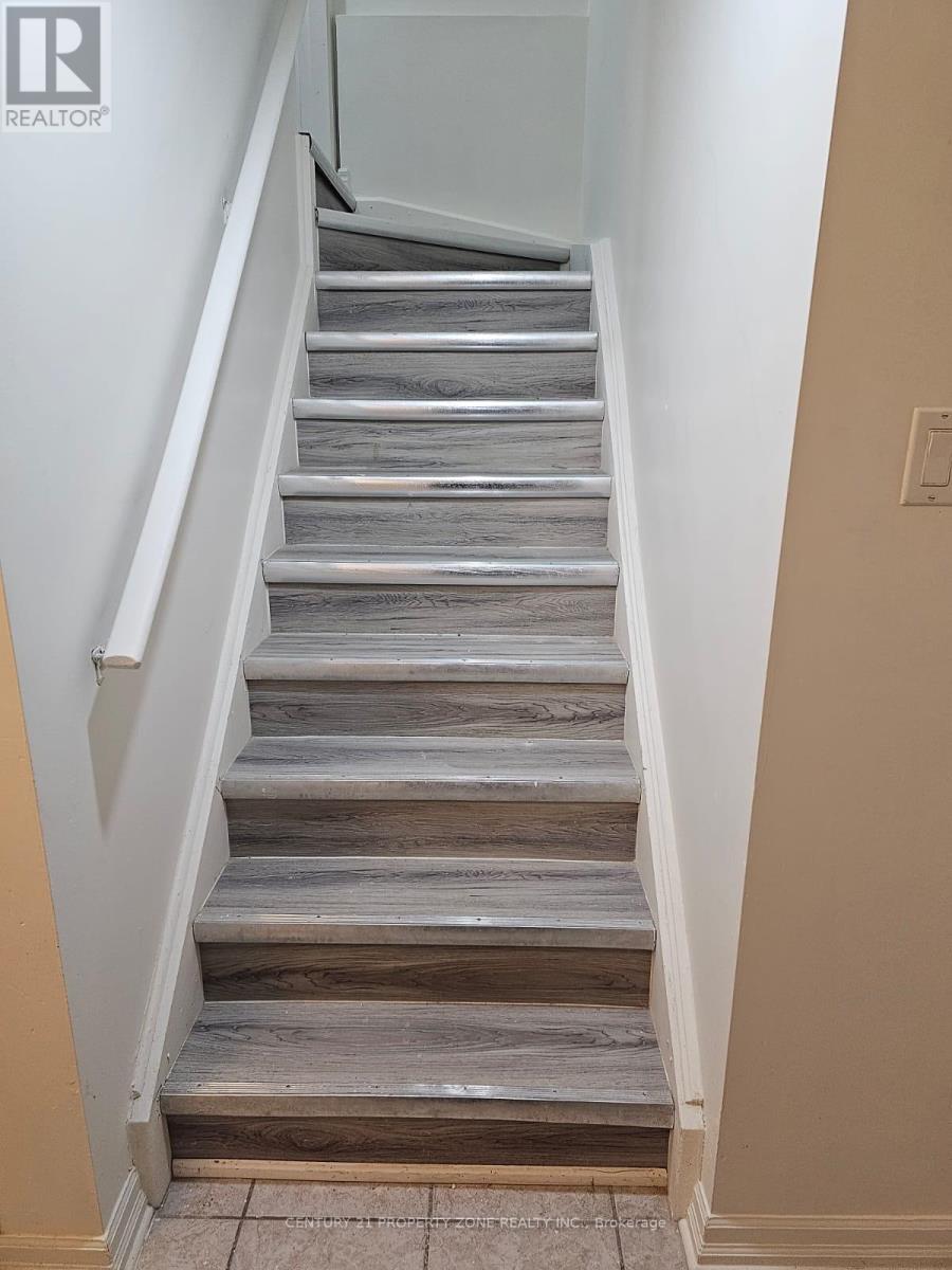 11 Chalkfarm Crescent, Brampton, Ontario  L7A 3V8 - Photo 14 - W13453058