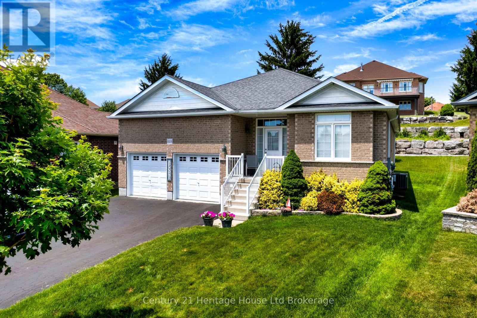 619 Fox Hollow Court, Woodstock, Ontario  N4T 1W3 - Photo 4 - X12896560
