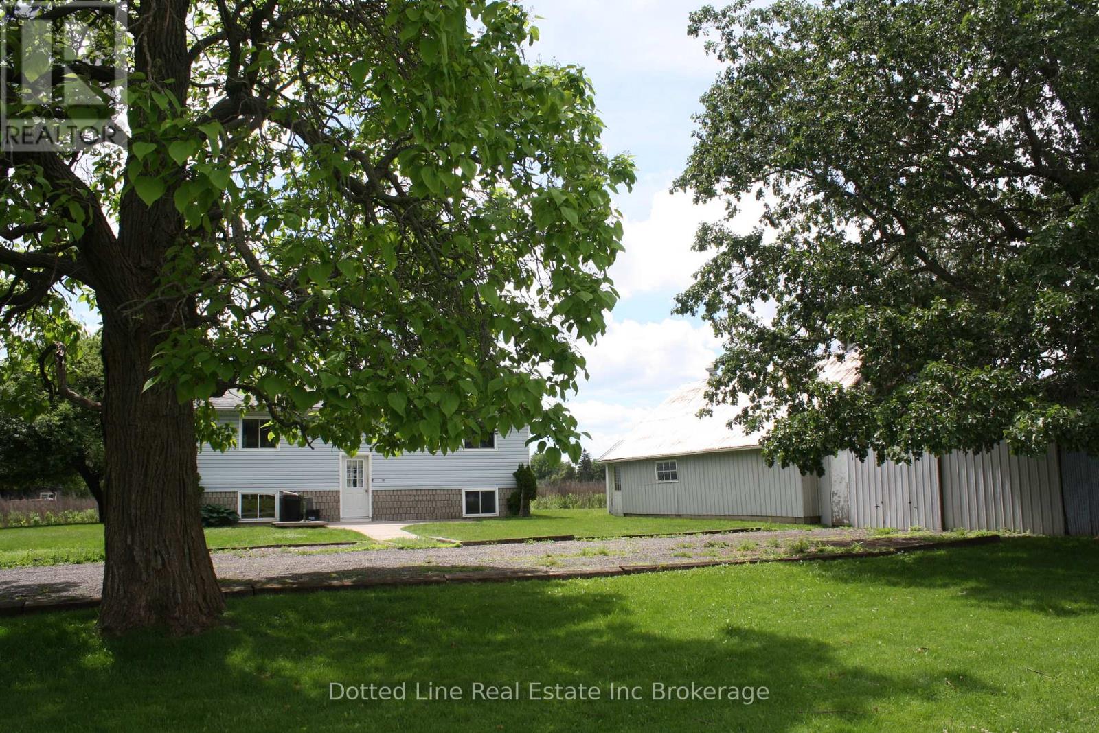 2831 Lakeshore Road, Norfolk, Ontario  N0E 1M0 - Photo 7 - X13450302