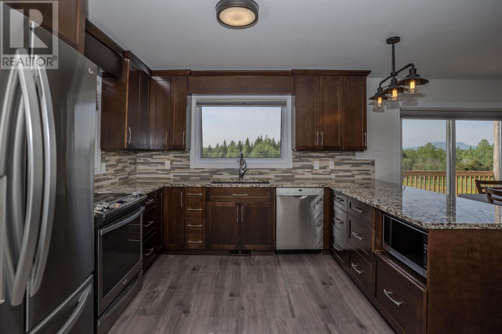 41 Fraser Rd, Thunder Bay, Ontario  P7K 0K8 - Photo 4 - TB2601443