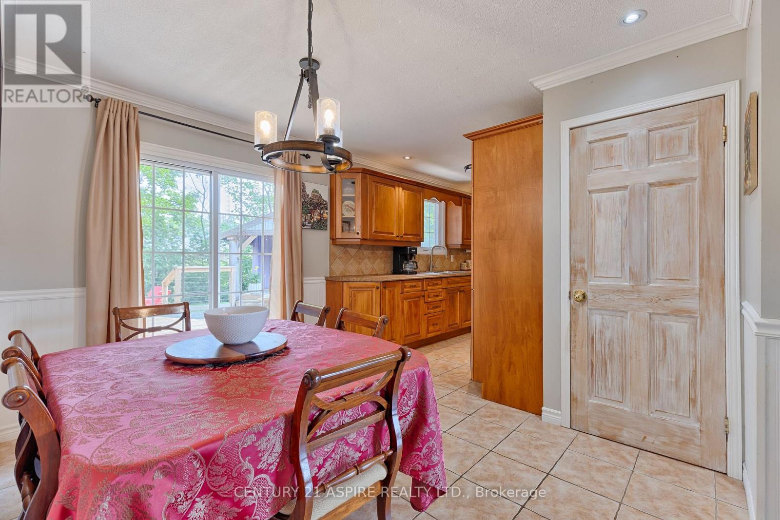 22 Harris Crescent, Whitewater Region, Ontario  K0J 1C0 - Photo 10 - X13453192