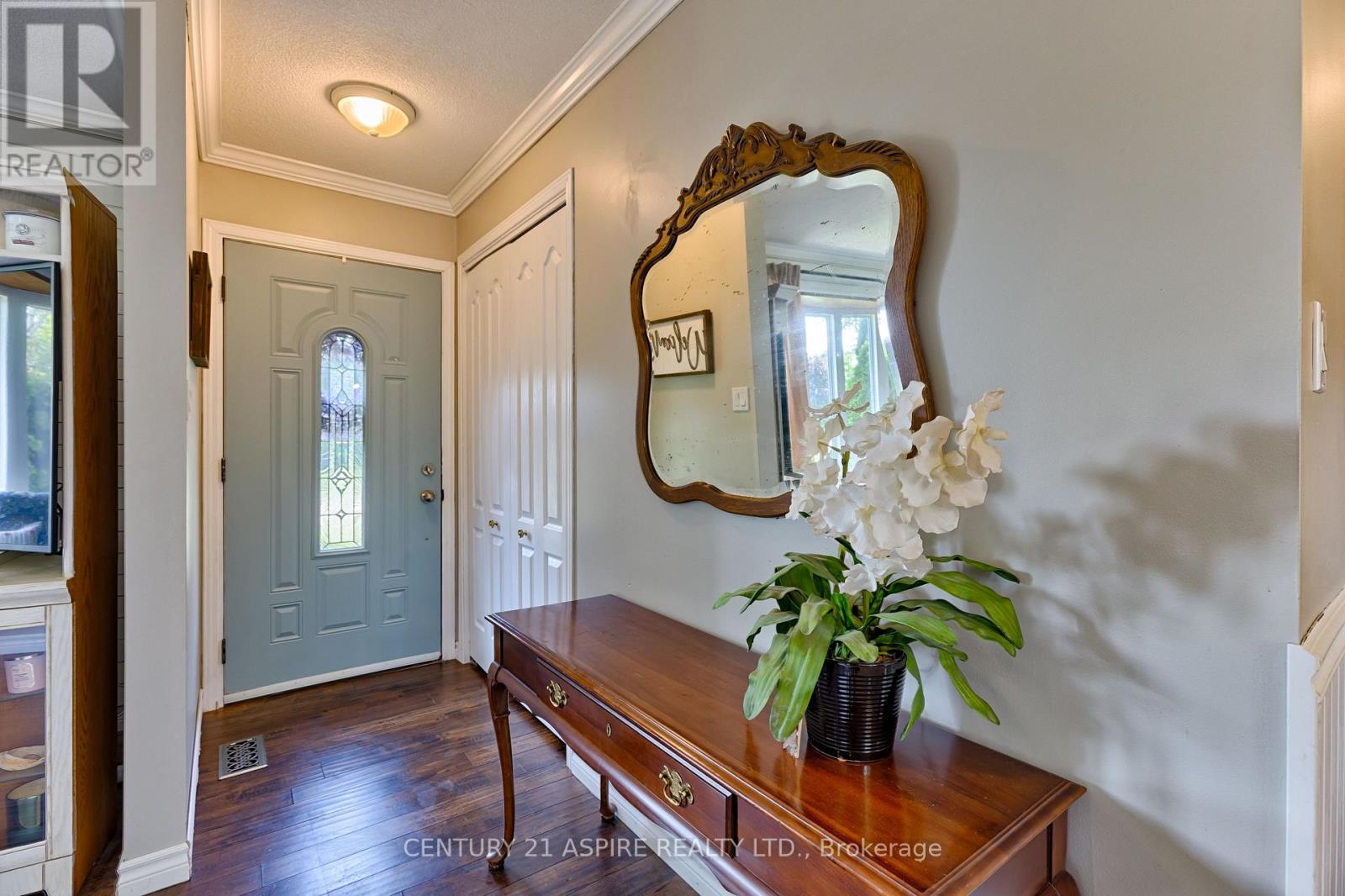 22 Harris Crescent, Whitewater Region, Ontario  K0J 1C0 - Photo 2 - X13453192