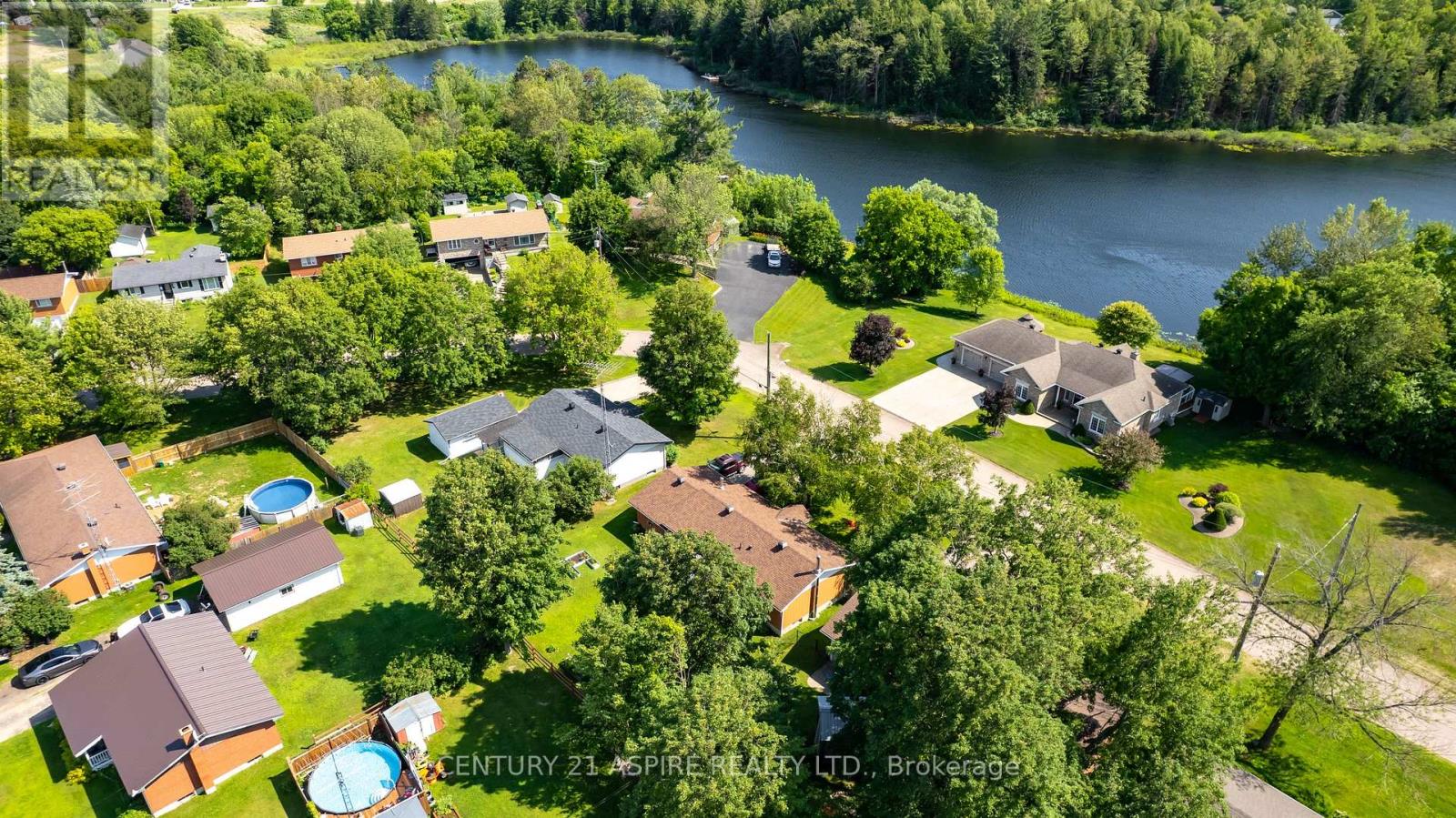 22 Harris Crescent, Whitewater Region, Ontario  K0J 1C0 - Photo 49 - X13453192