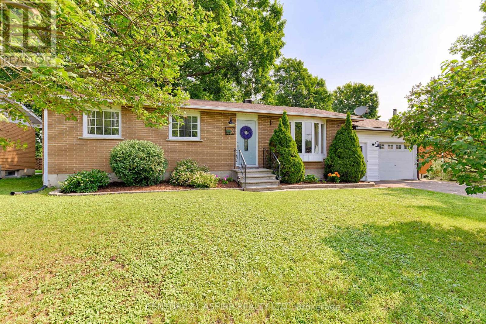 22 Harris Crescent, Whitewater Region, Ontario  K0J 1C0 - Photo 50 - X13453192