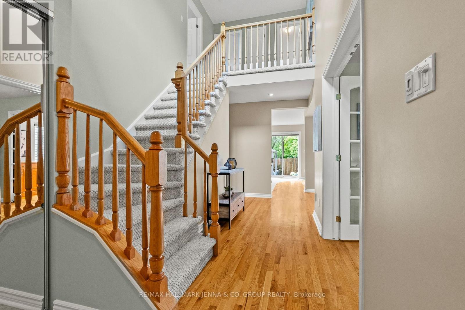 70 Huntersfield Drive, Ottawa, Ontario K1T 3L7 - Photo 4 - X13453188