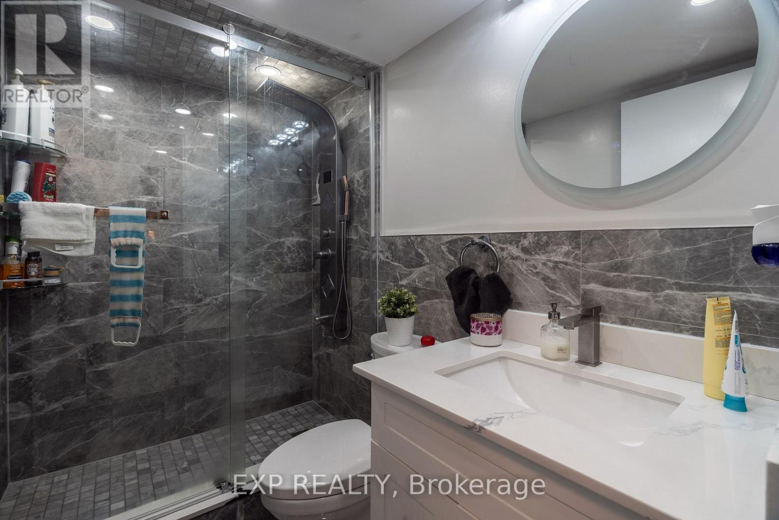 714 - 45 Sunrise Avenue, Toronto, Ontario  M4A 2S3 - Photo 10 - C12784574