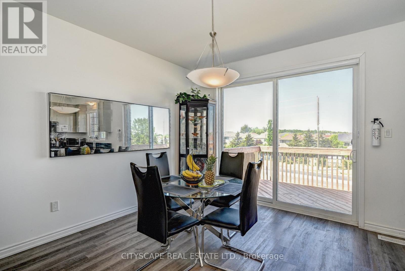 47 Histand Trail, Kitchener, Ontario  N2R 0S2 - Photo 7 - X13452960