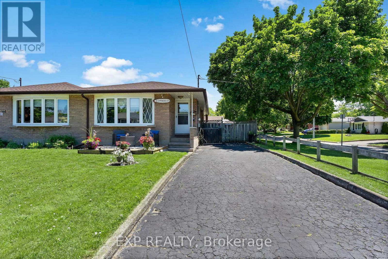 2 Cypress Street, St. Catharines, Ontario  L2N 4L9 - Photo 2 - X13453108