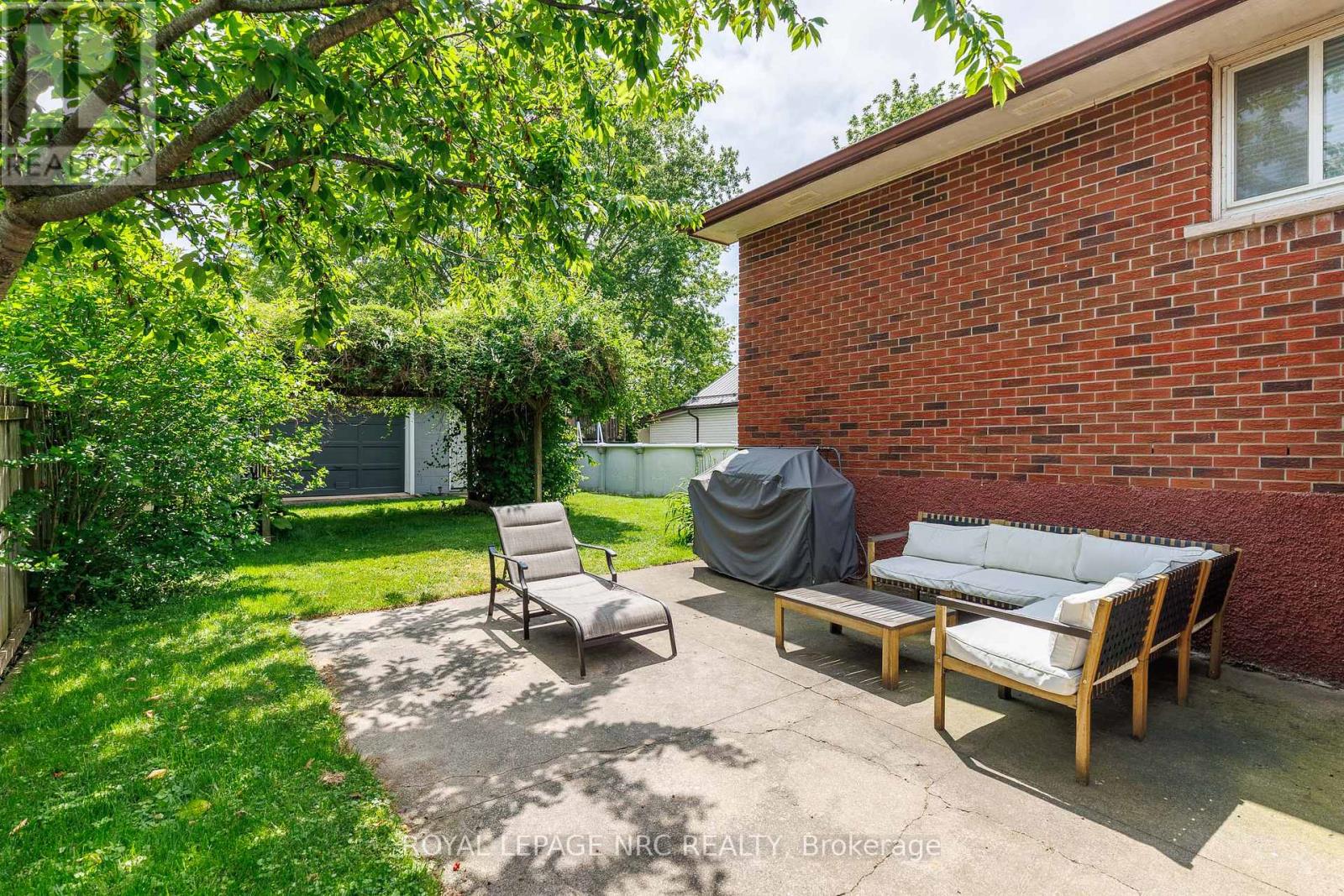 14 Bridlewood Drive, Welland, Ontario  L3C 6N6 - Photo 3 - X13453300