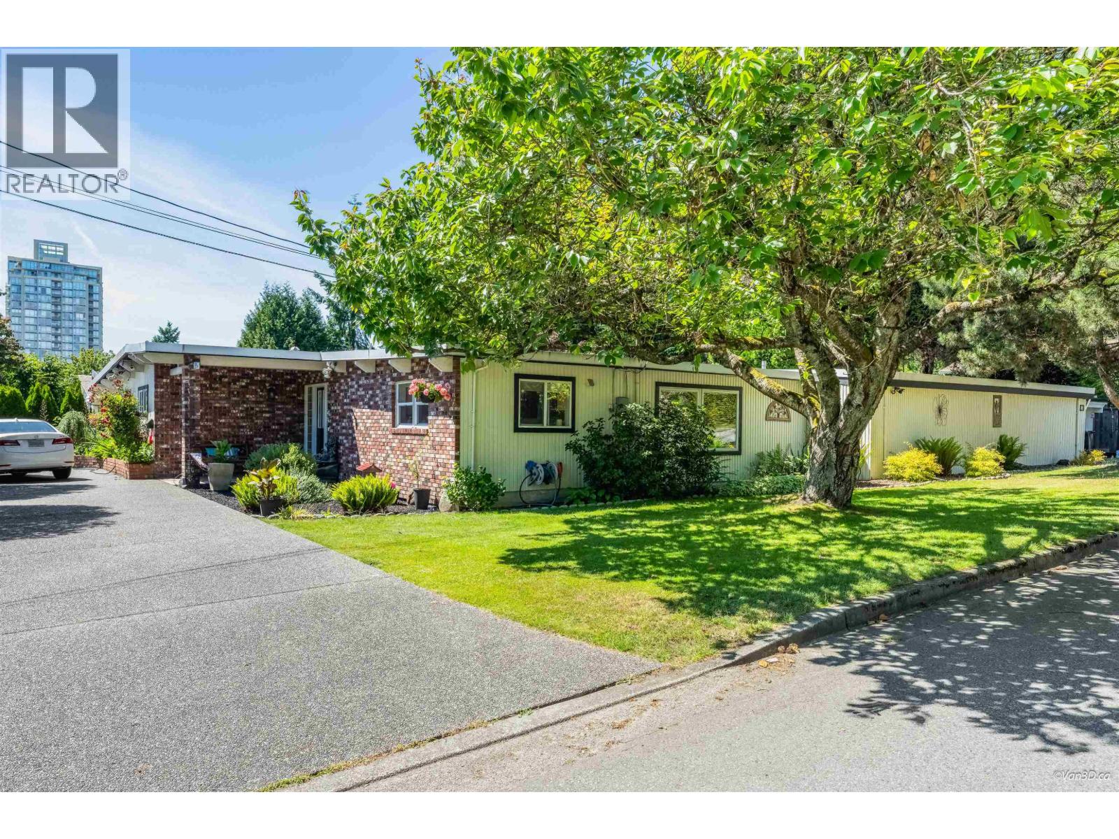 529 APPIAN WAY, coquitlam, British Columbia