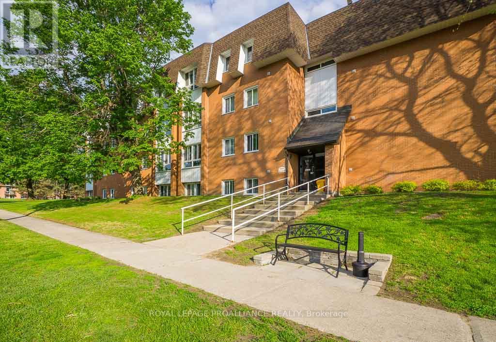 104 - 810 Kyle Court W, Brockville, Ontario  K6V 6H6 - Photo 3 - X13453088