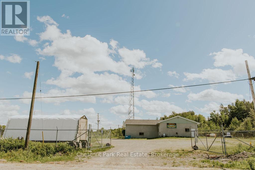 396 Mckay Clements Drive, Temiskaming Shores, Ontario  P0J 1K0 - Photo 3 - T13453104