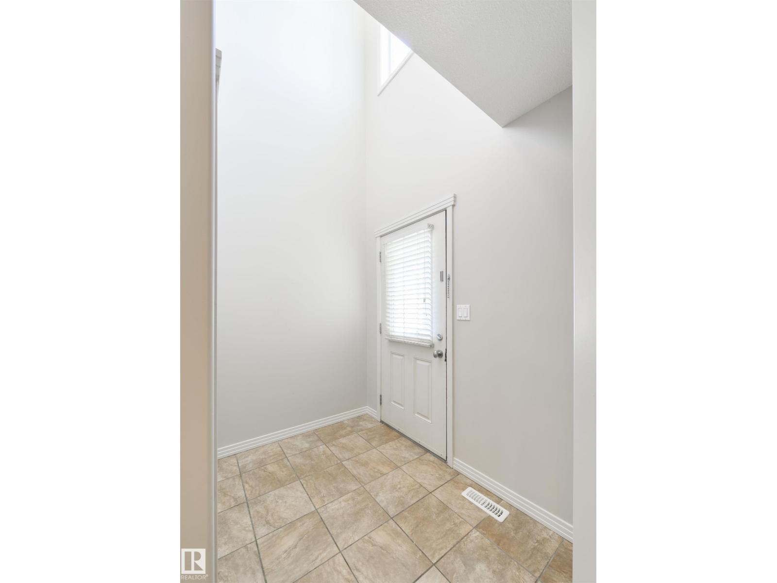 35 Rue Montalet, Beaumont, Alberta  T4X 0G1 - Photo 4 - E4493936
