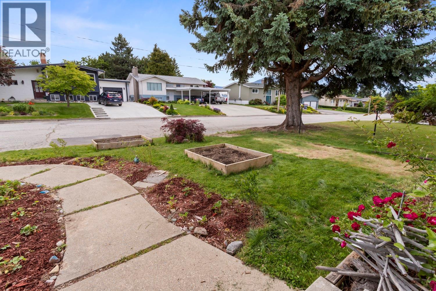2408 Birch Street, Creston, British Columbia  V0B 1G5 - Photo 21 - 10391580