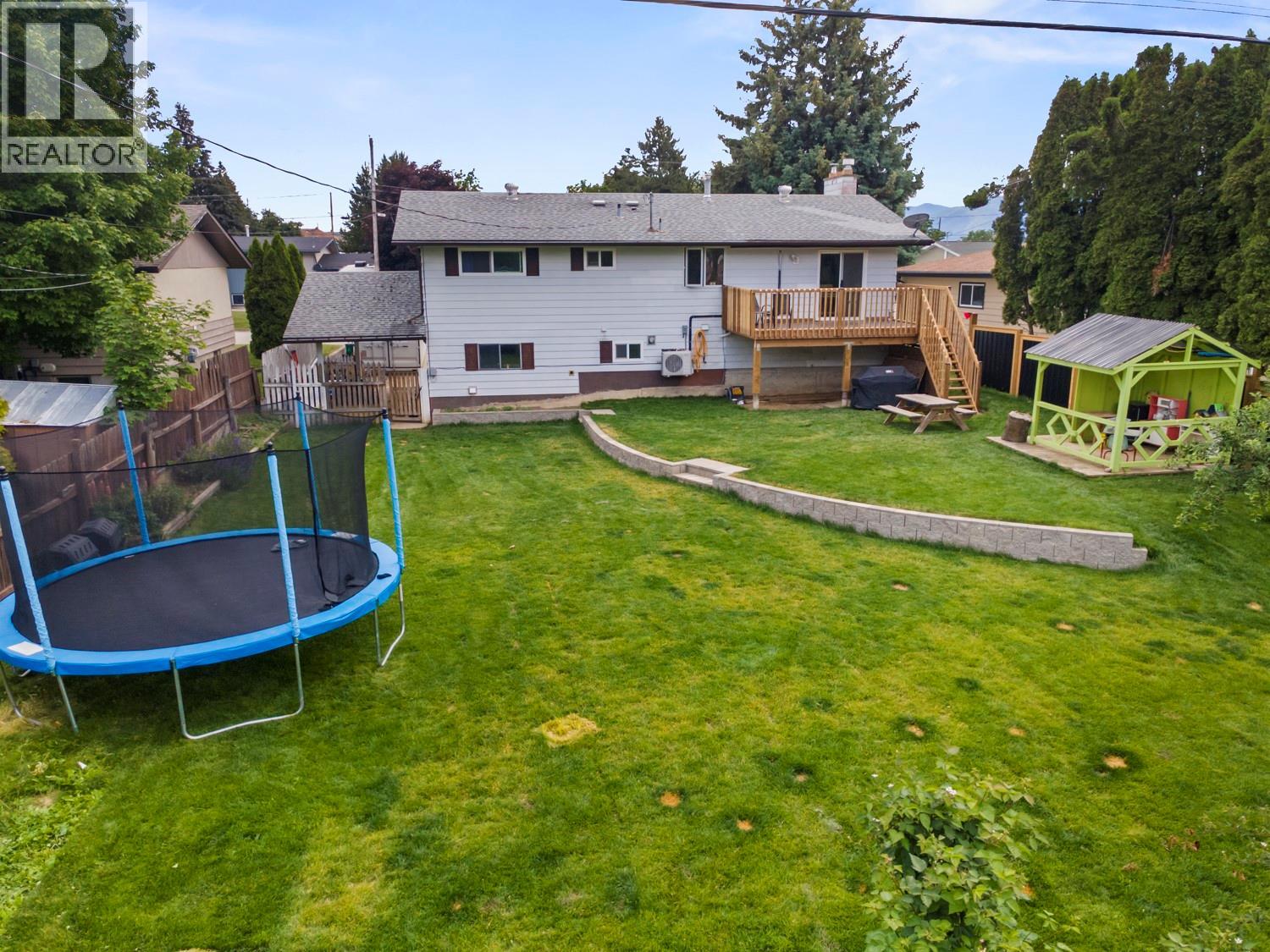 2408 Birch Street, Creston, British Columbia  V0B 1G5 - Photo 3 - 10391580