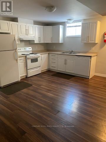 59 Sydenham Wells Crescent, Barrie, Ontario  L4M 6R4 - Photo 3 - S13451730