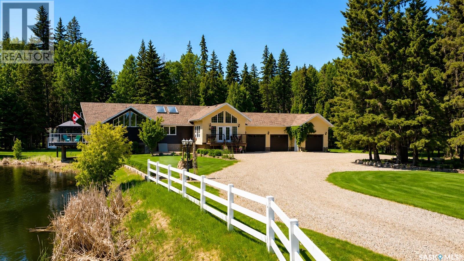 Chitiek Lake Acreage, Chitek Lake, Saskatchewan
