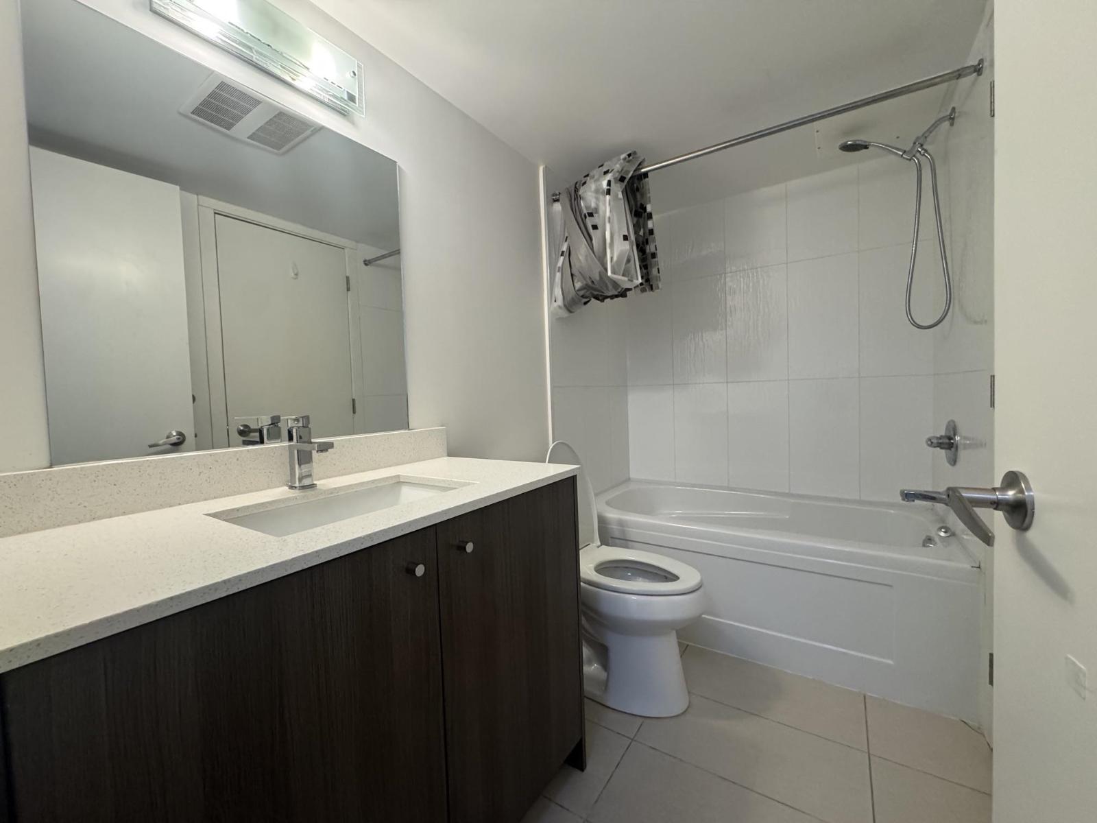 312 10688 140 Street, Surrey, British Columbia  V3T 0M6 - Photo 11 - R3136689