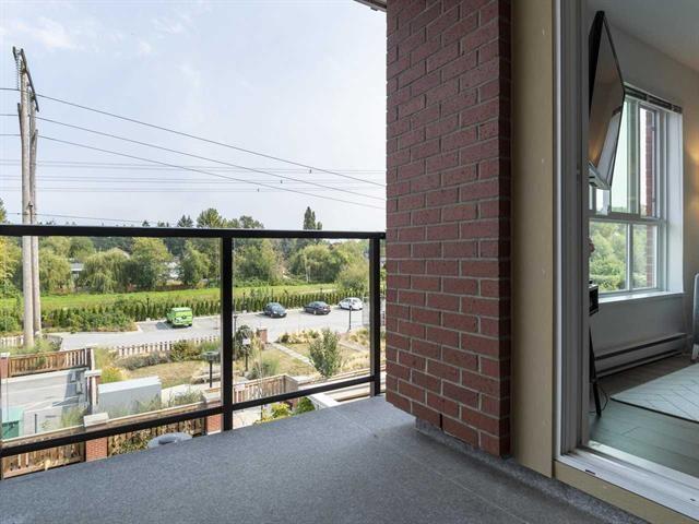 312 10688 140 Street, Surrey, British Columbia  V3T 0M6 - Photo 4 - R3136689