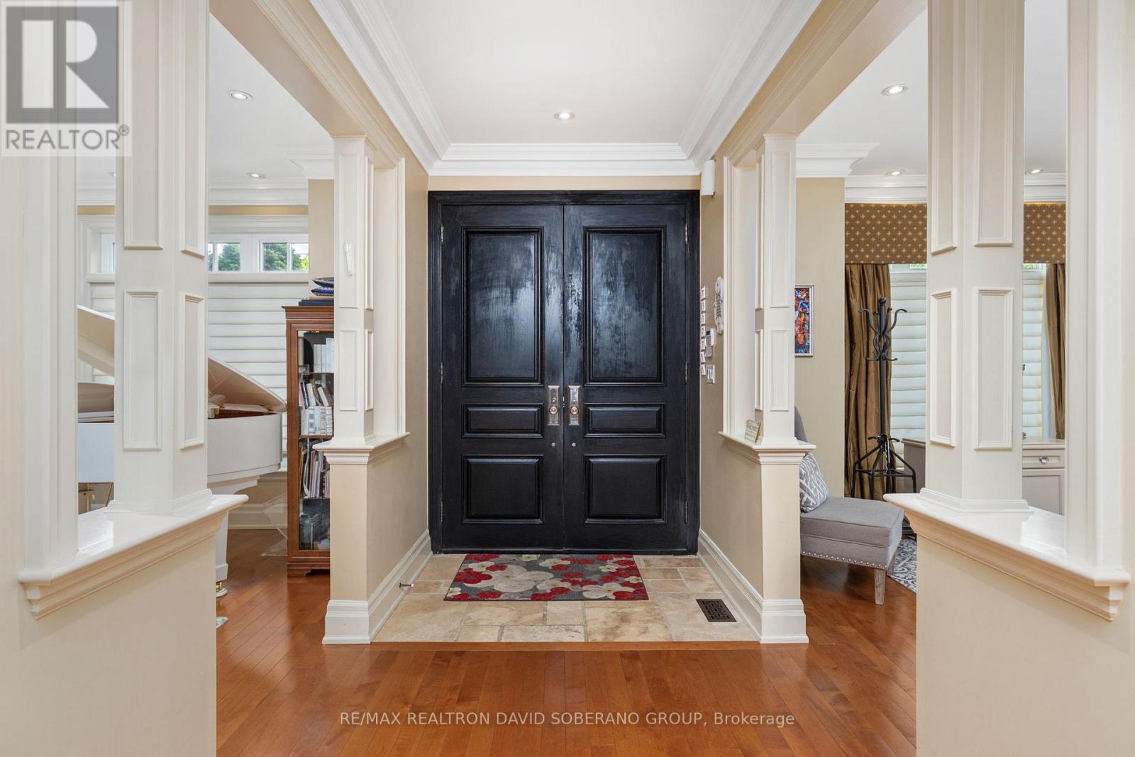 17 Marwill Street, Toronto, Ontario  M3H 3L2 - Photo 3 - C13453140