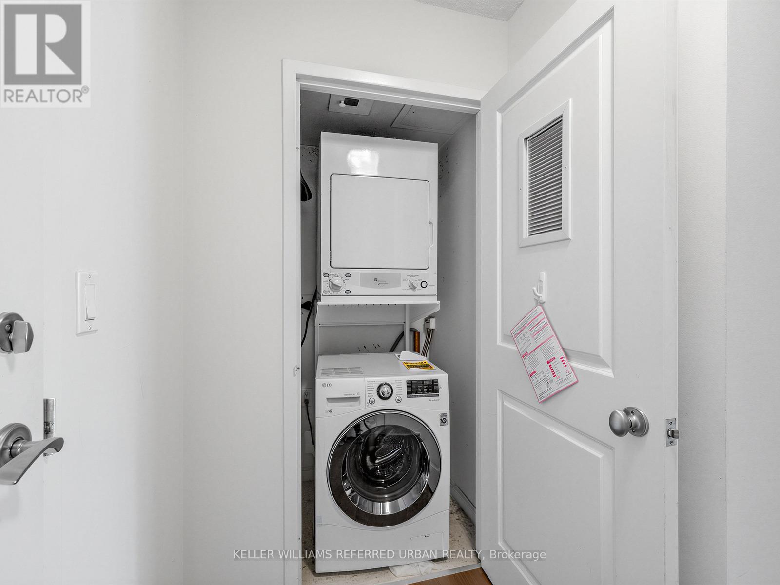 1208 - 11 St Joseph Street, Toronto, Ontario M4Y 3G4 - Photo 24 - C13453174