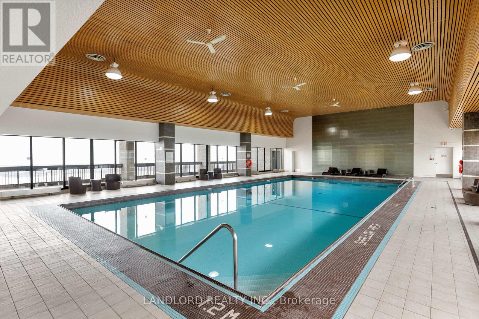 2208 - 33 Harbour Square, Toronto, Ontario  M5J 2G2 - Photo 37 - C13453180
