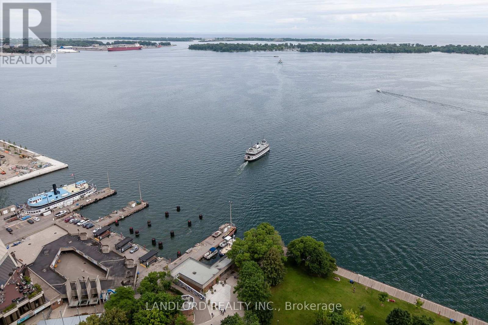 2208 - 33 Harbour Square, Toronto, Ontario  M5J 2G2 - Photo 40 - C13453180