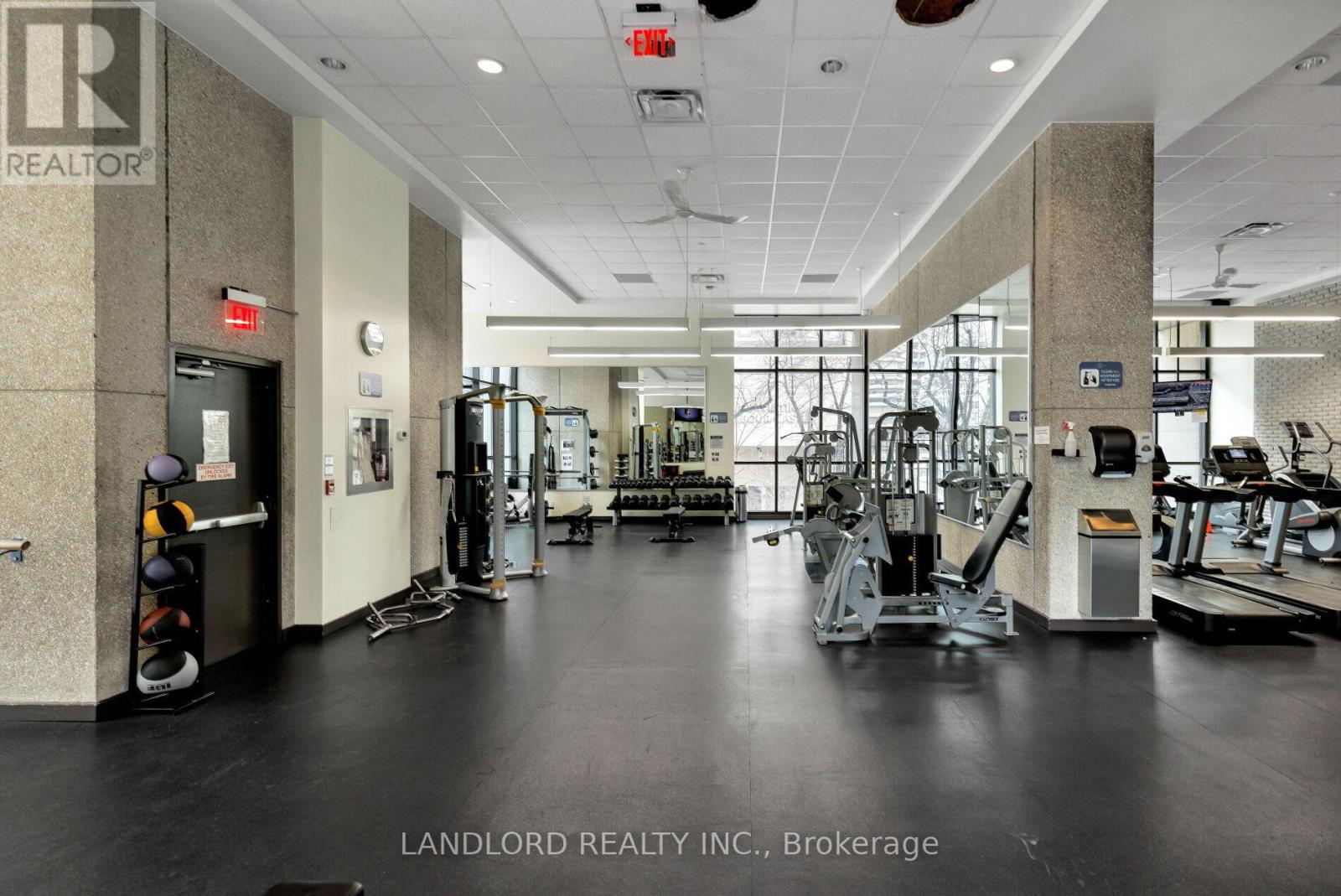 2208 - 33 Harbour Square, Toronto, Ontario  M5J 2G2 - Photo 41 - C13453180