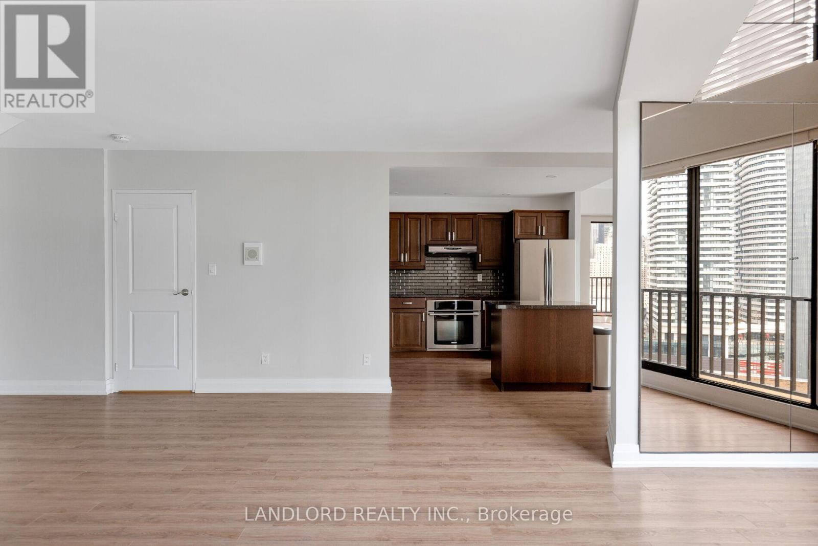 2208 - 33 Harbour Square, Toronto, Ontario  M5J 2G2 - Photo 6 - C13453180