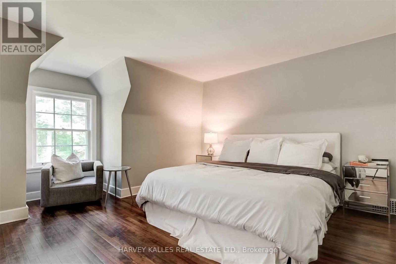 23 Donwoods Drive, Toronto, Ontario  M4N 2E9 - Photo 22 - C13453250