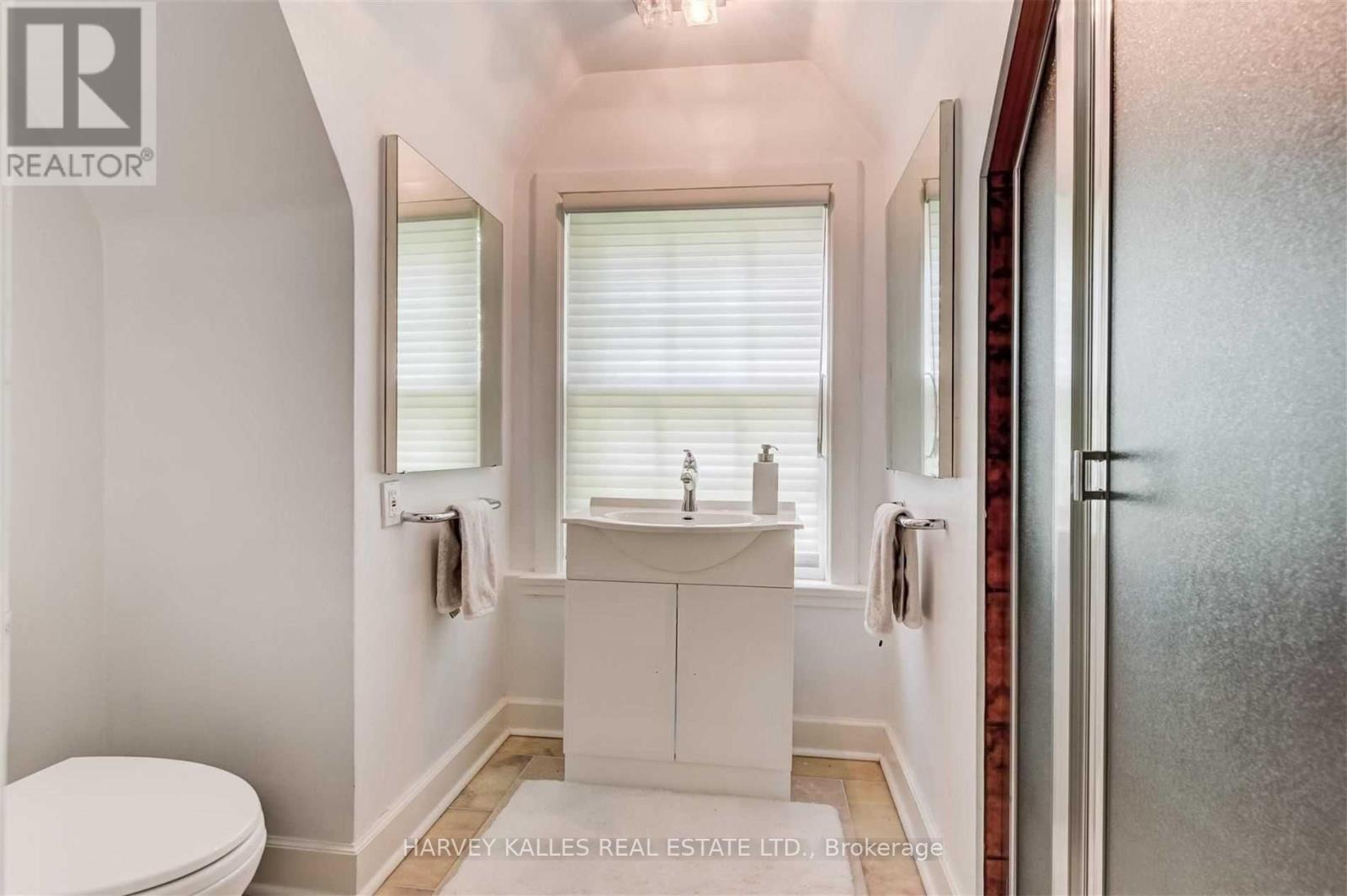 23 Donwoods Drive, Toronto, Ontario  M4N 2E9 - Photo 24 - C13453250