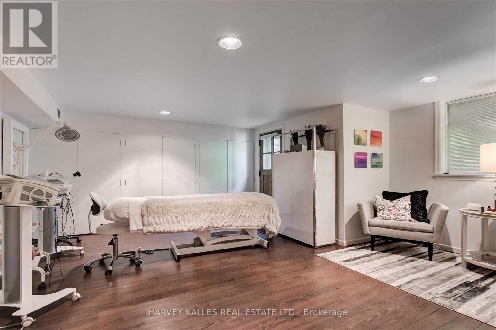23 Donwoods Drive, Toronto, Ontario  M4N 2E9 - Photo 26 - C13453250
