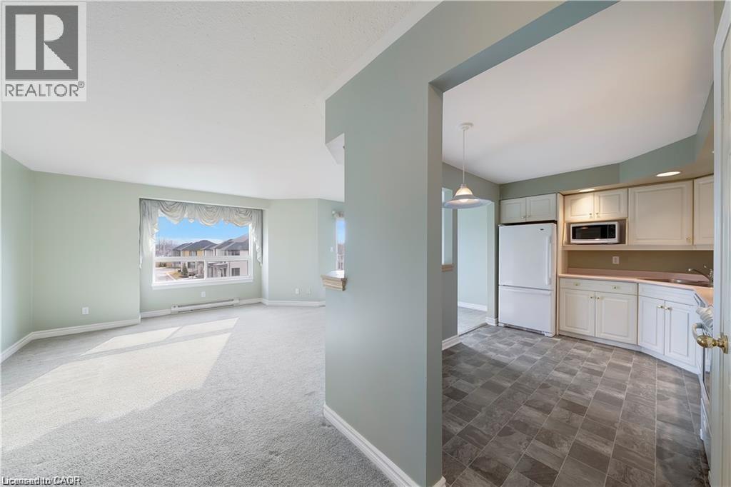 1061 Vansickle Road N Unit# 303b, St. Catharines, Ontario L2M 2X4 - Photo 2 - 40839945