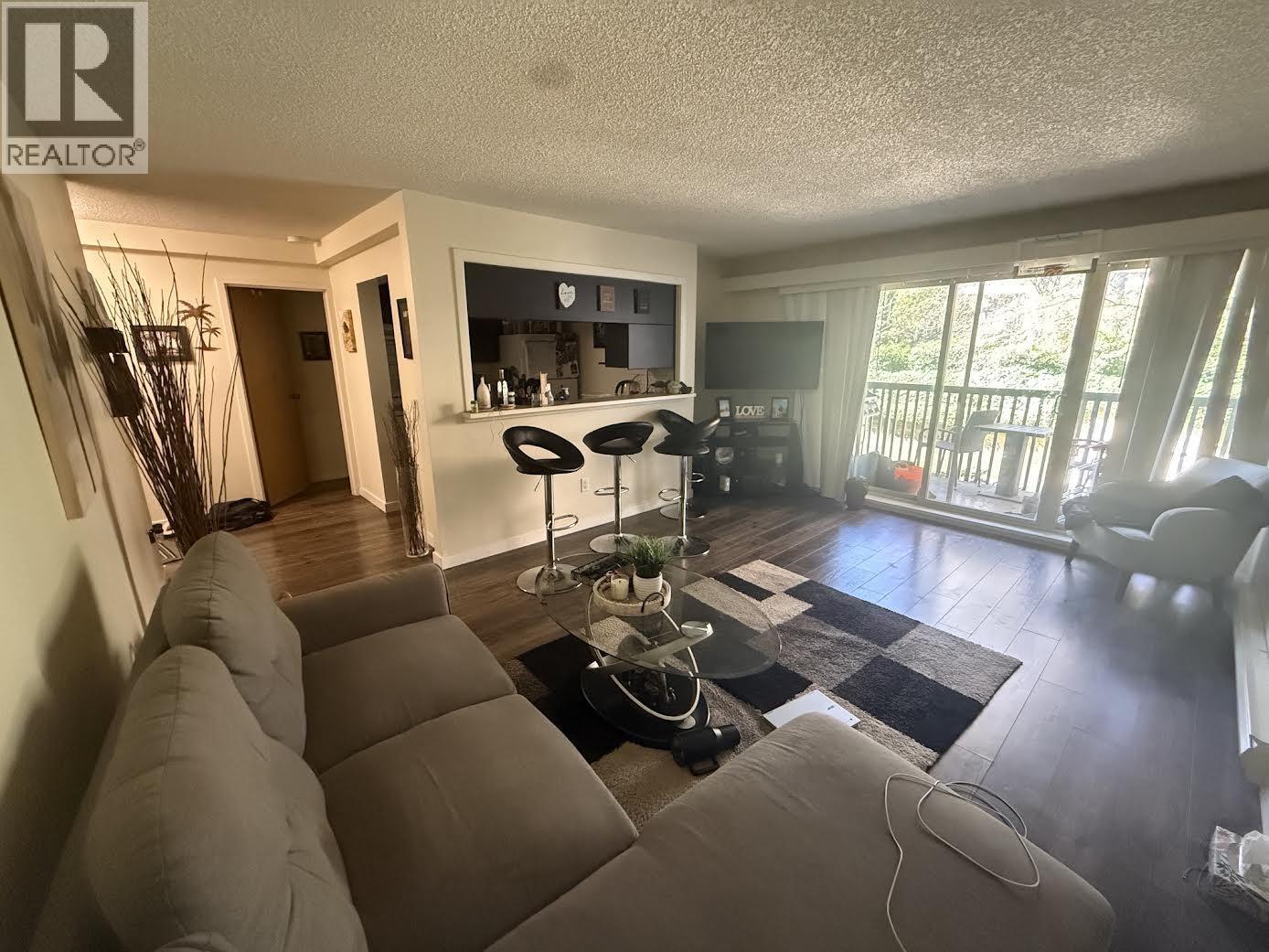 310 9867 Manchester Drive, Burnaby, British Columbia  V3N 4P6 - Photo 4 - R3136335