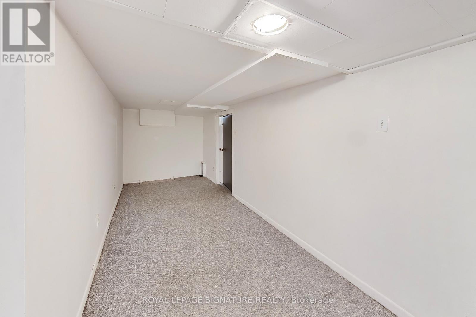 2102 Gerrard Street E, Toronto, Ontario  M4E 2B8 - Photo 17 - E13453176