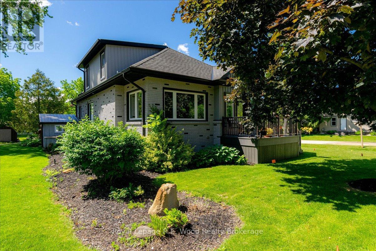 35 Church Street E, Norwich, Ontario  N0J 1C0 - Photo 2 - X12880628
