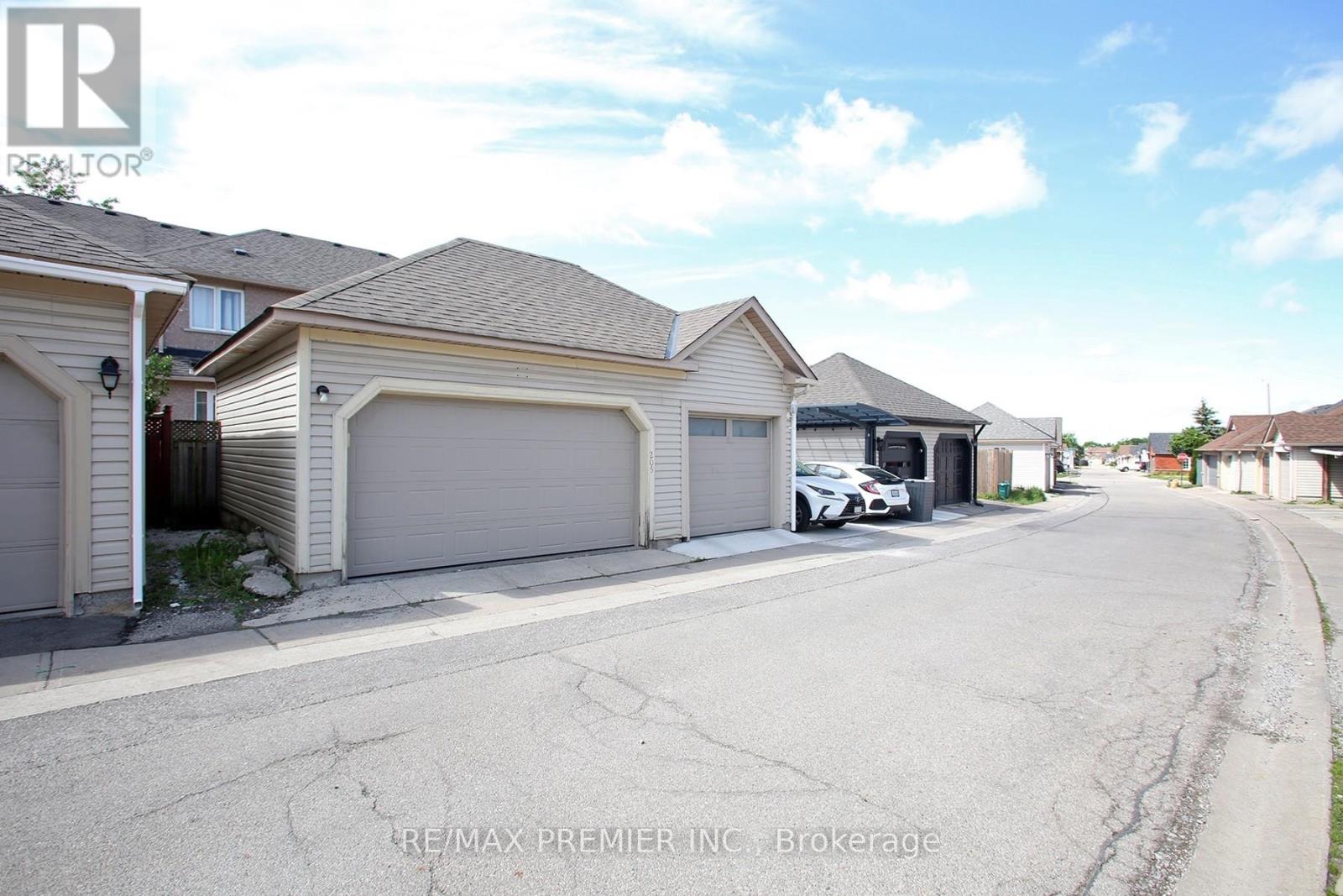 205 Equator Crescent, Vaughan, Ontario  L6A 2Y2 - Photo 29 - N13453128