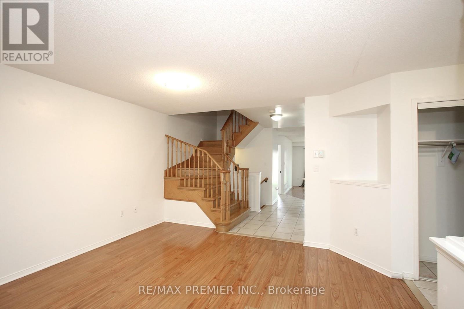 205 Equator Crescent, Vaughan, Ontario  L6A 2Y2 - Photo 4 - N13453128