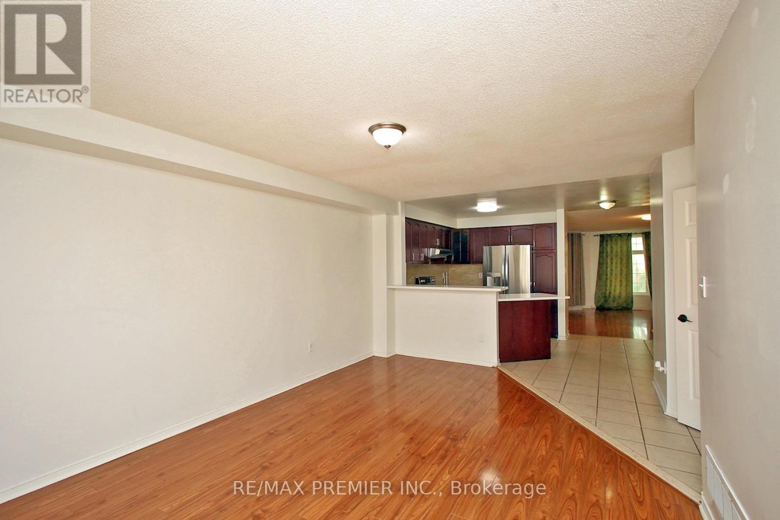 205 Equator Crescent, Vaughan, Ontario  L6A 2Y2 - Photo 8 - N13453128