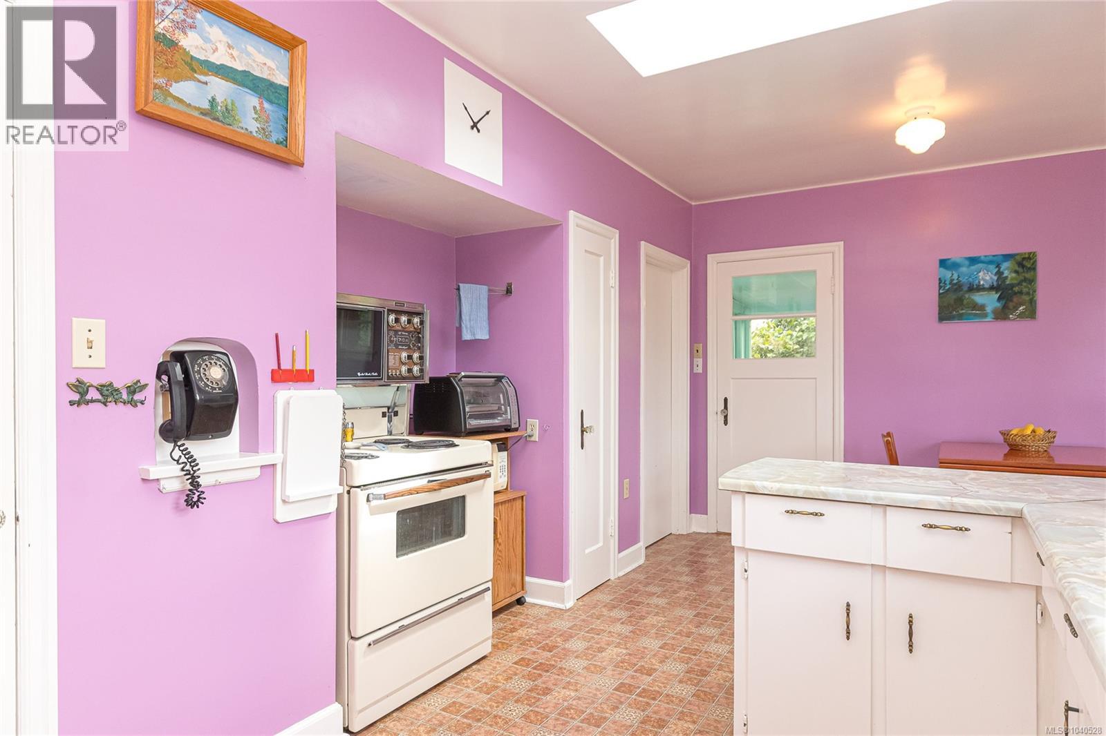 350 Foul Bay Rd, Victoria, British Columbia  V8S 4G7 - Photo 12 - 1040528