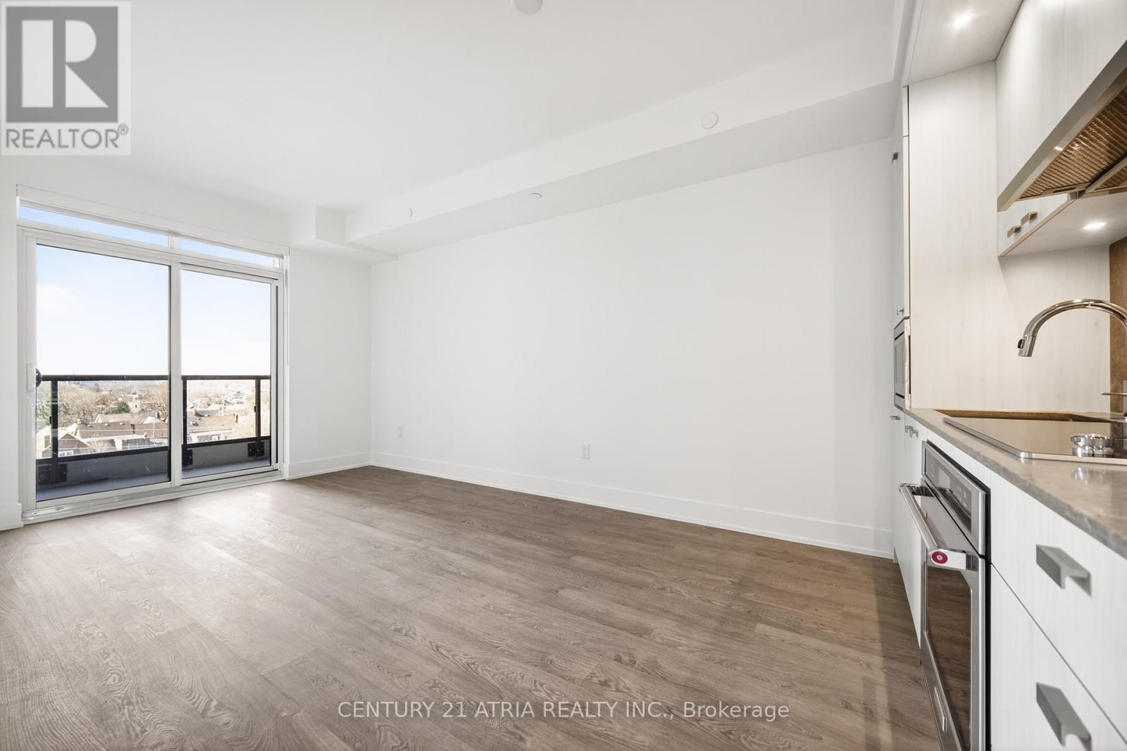 532 - 858 Dupont Street, Toronto, Ontario  M6G 0C1 - Photo 7 - W13453096
