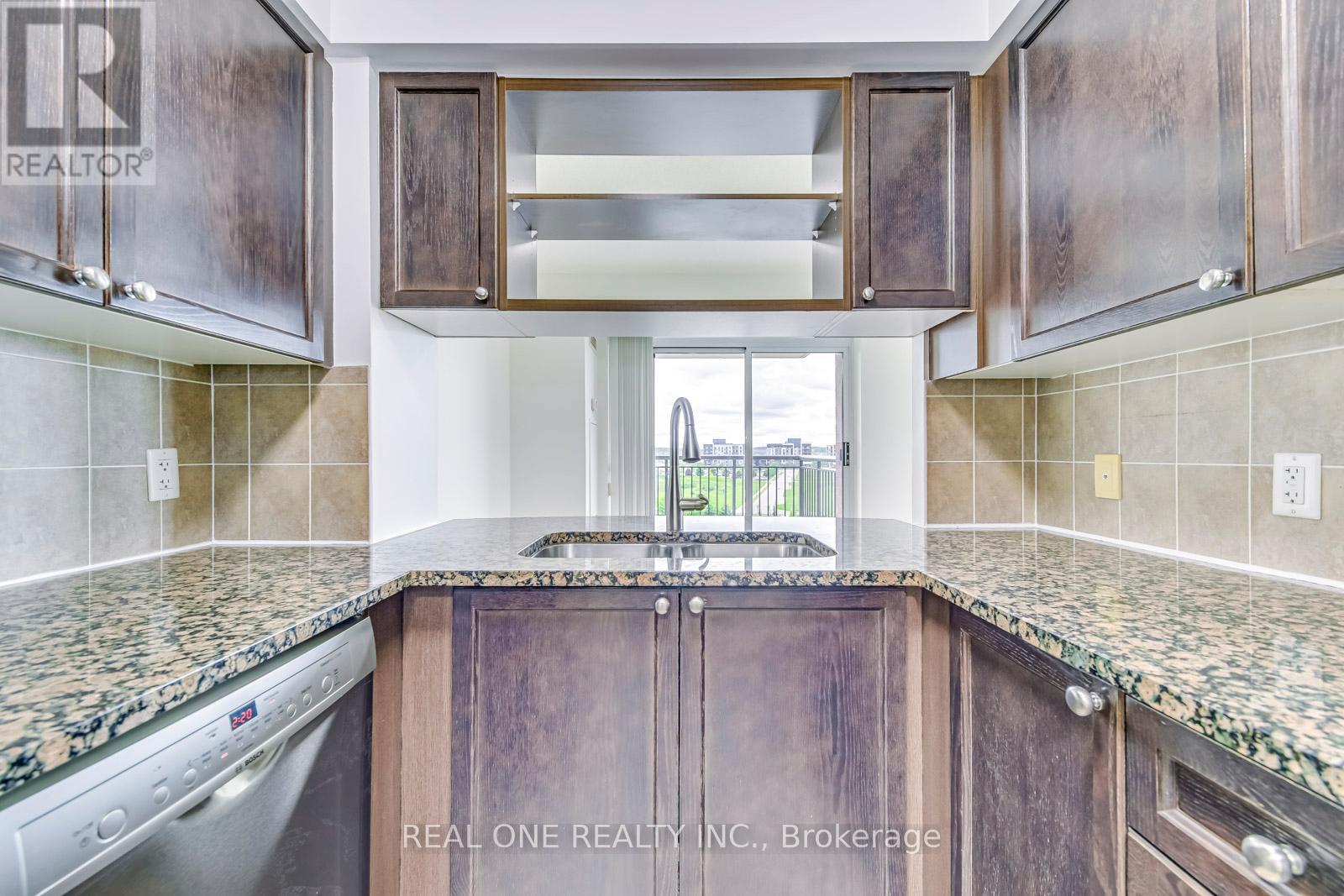 803 - 2365 Central Park Drive, Oakville, Ontario  L6H 0C7 - Photo 9 - W13453204