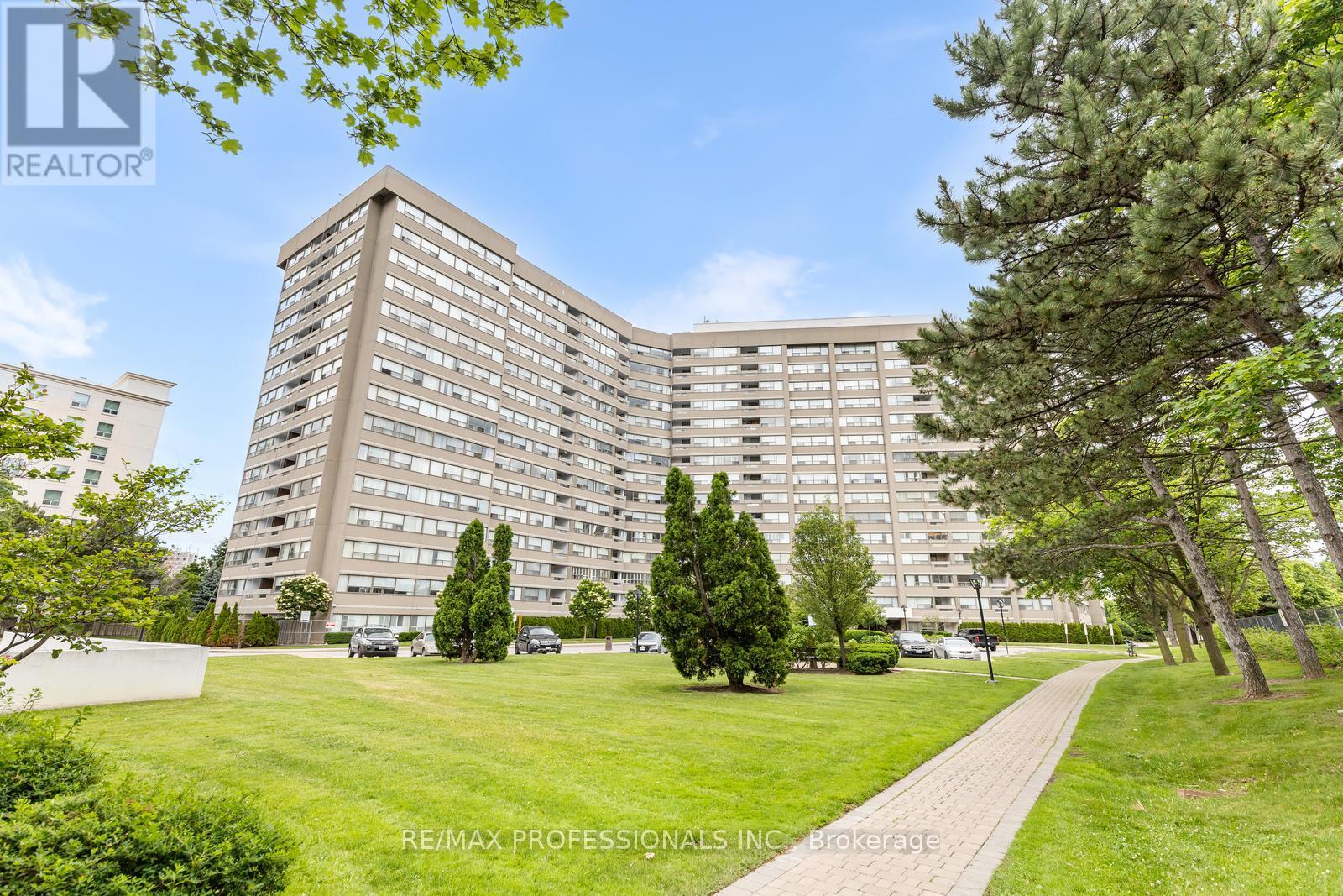 406 - 475 THE WEST MALL, Toronto, Ontario